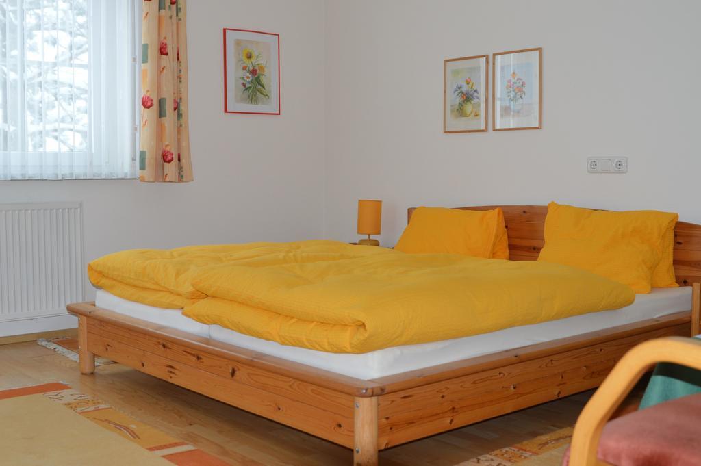 Haus Margit Apartamento Schlierbach Exterior foto